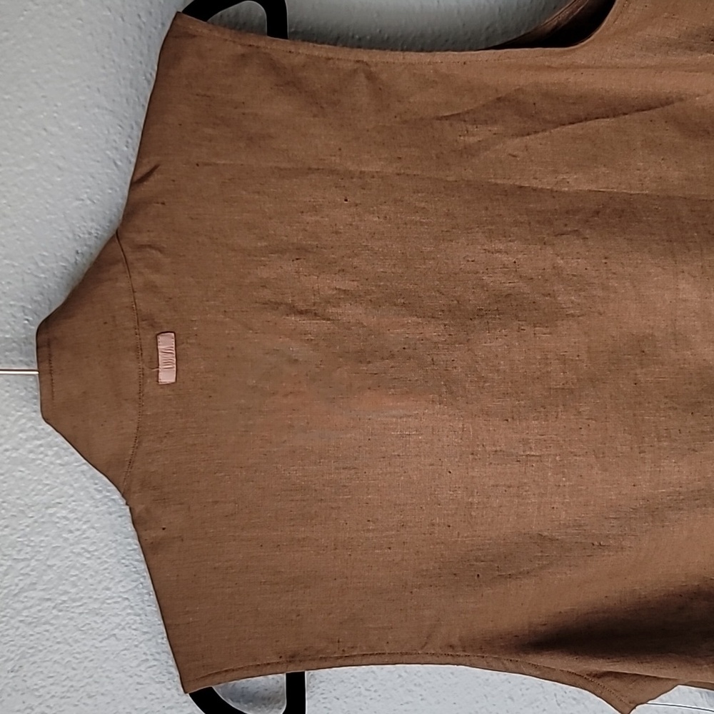 NWT lunya Woven Linen Sleeveless Shirt, Size Medium, Color Lush Caramel - Picture 8 of 11